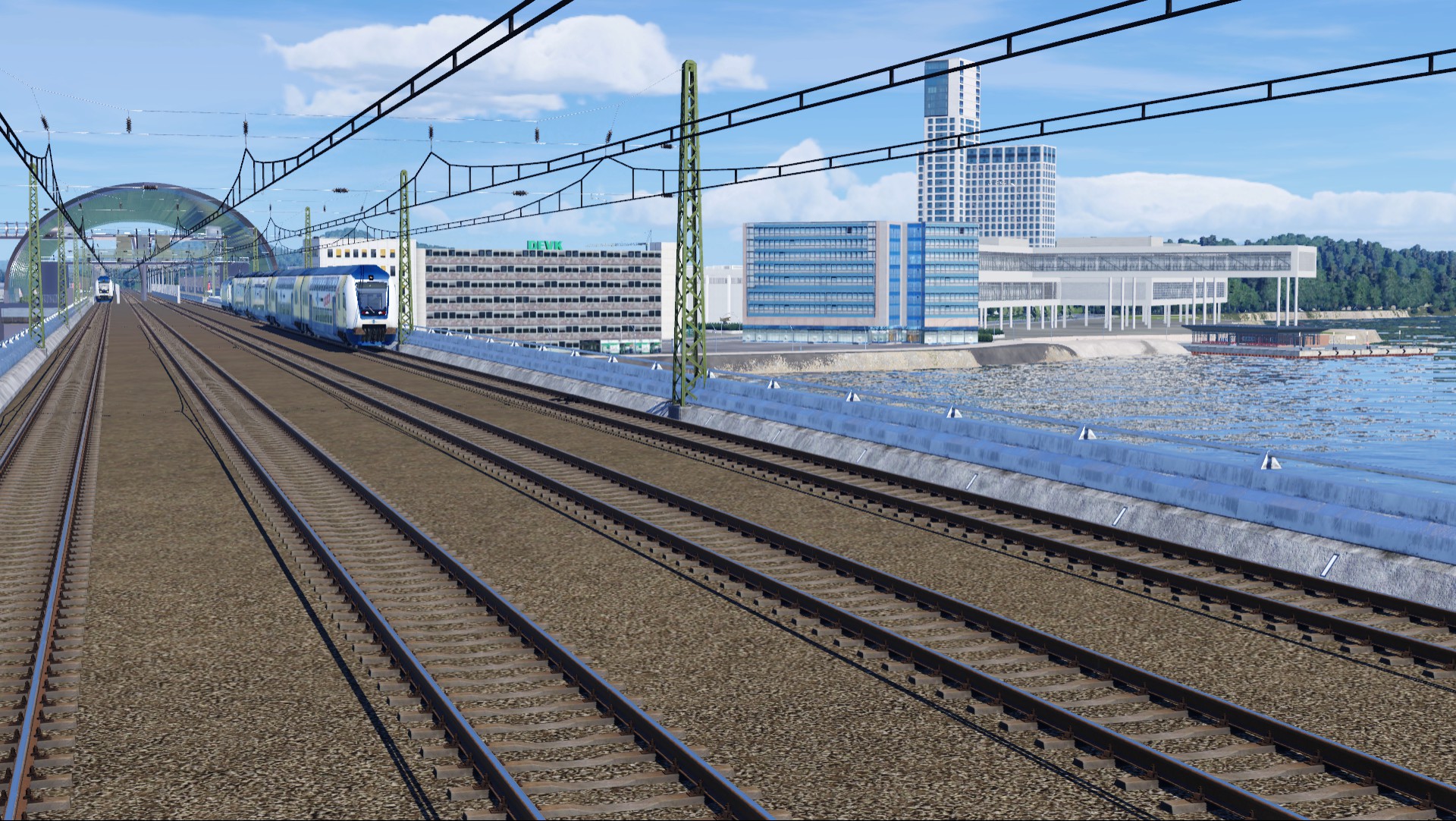 Die Messe von der Eisenbahnbrücke aus gesehen