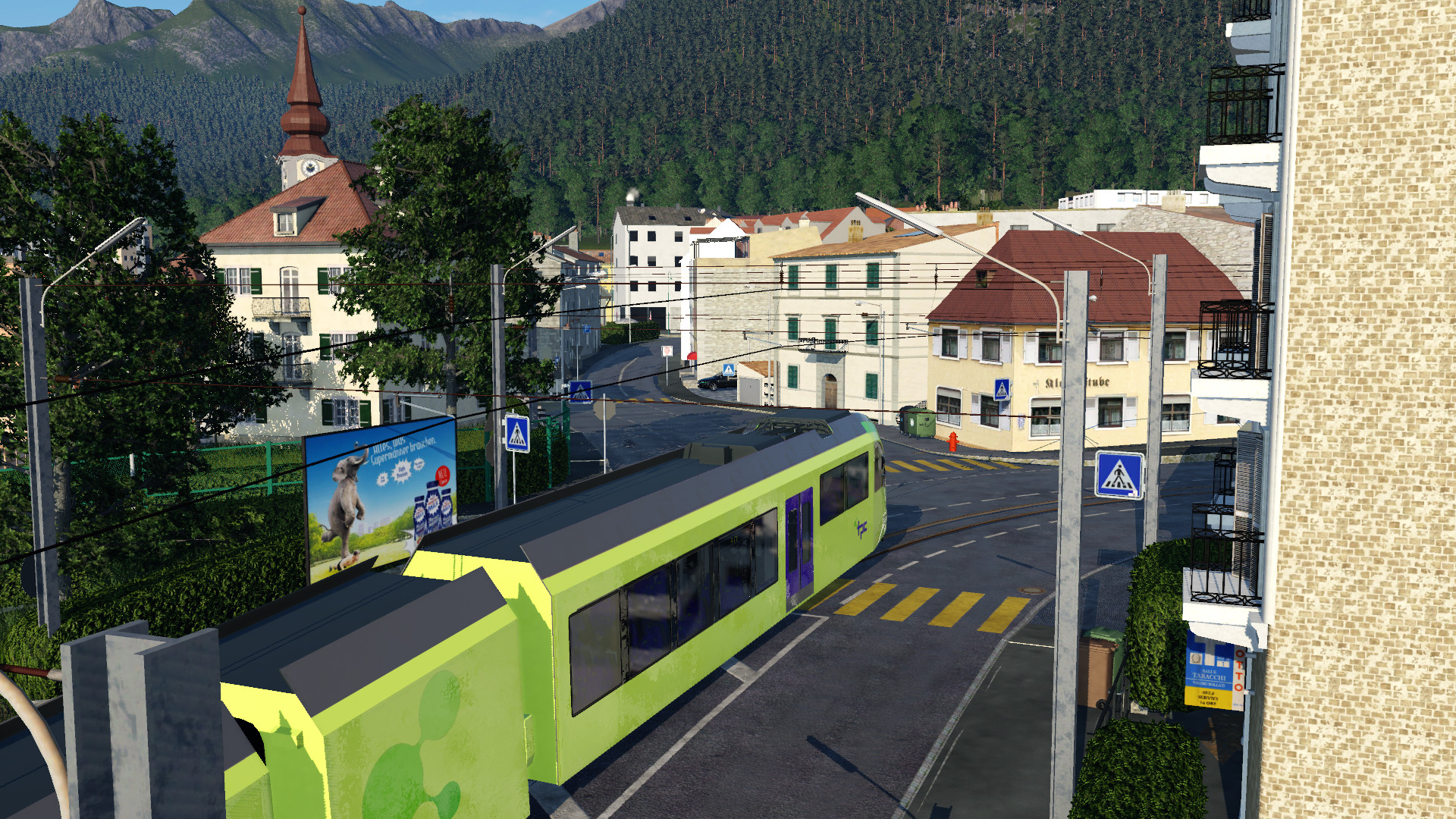 Der Zug, der sich für eine Straßenbahn hielt