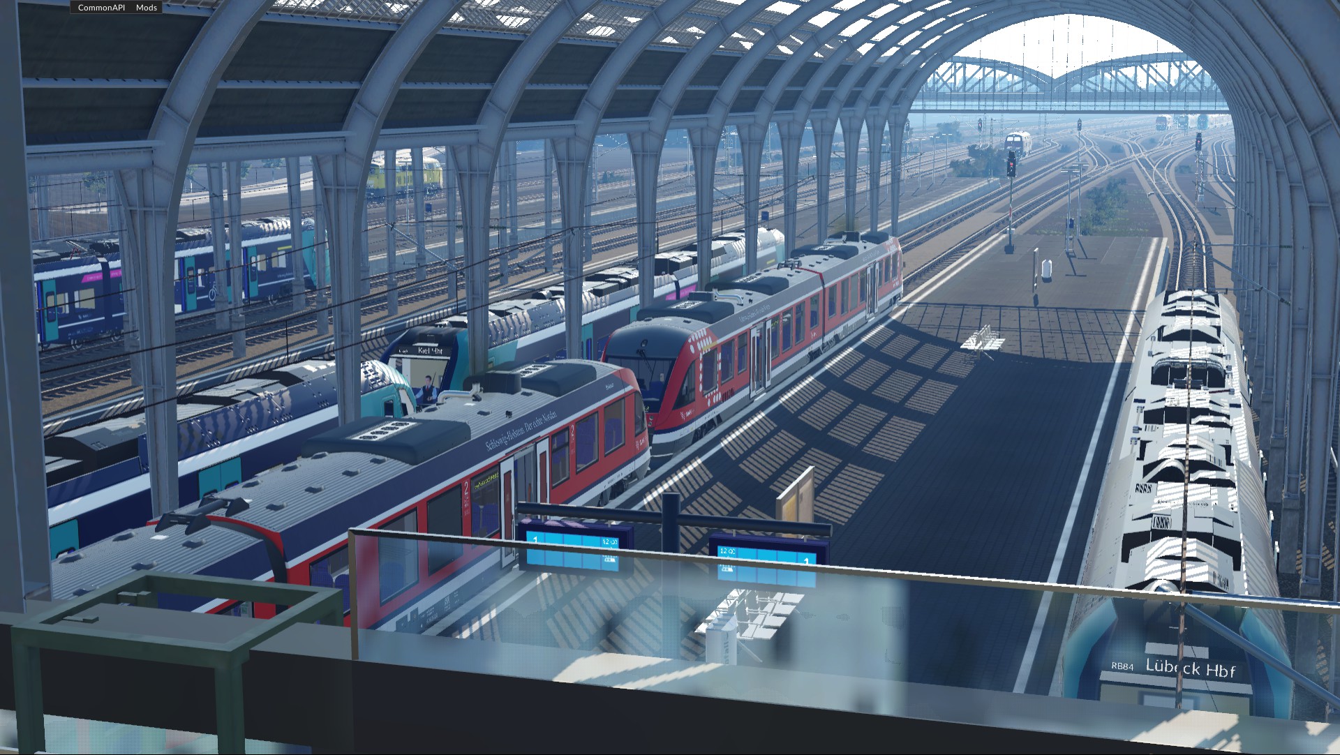 Lübeck Hbf zur vollen Stunde