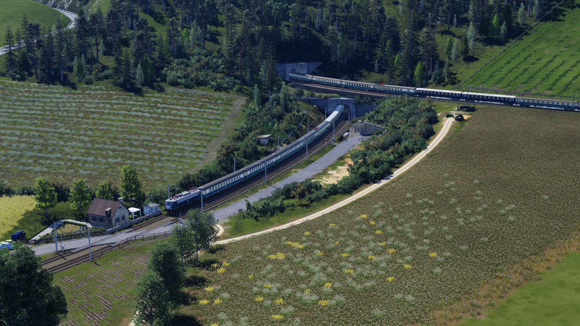 Ein Tunnel mit einem versteckten Bahnhof dahinter