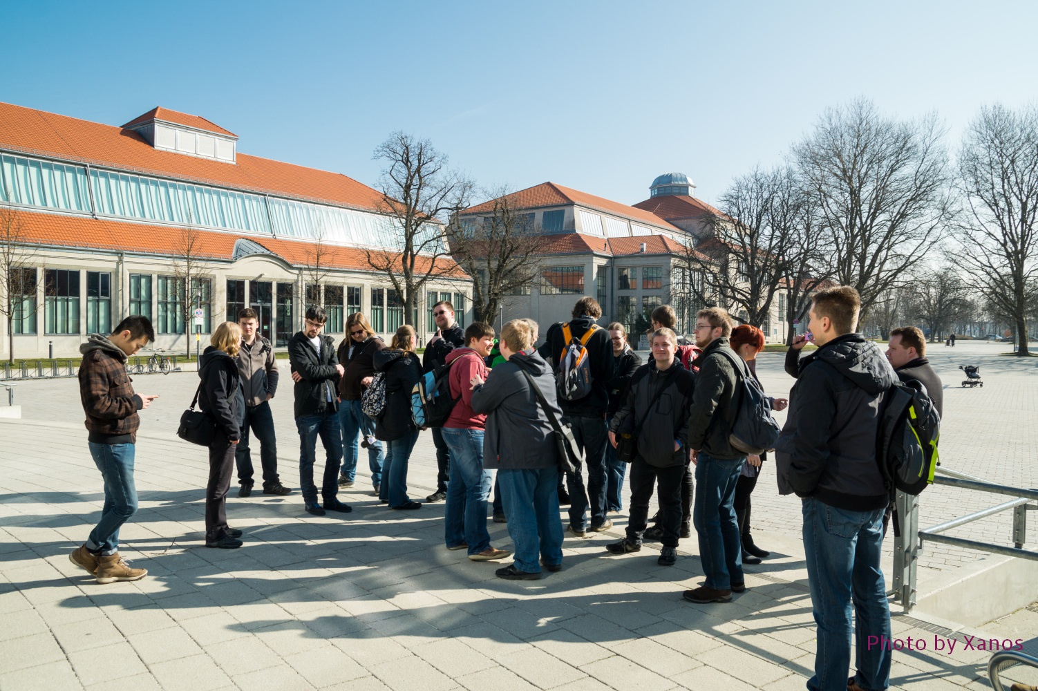 Warten auf die Eintrittskarten