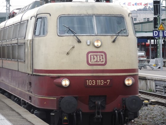103-113 Stuttgart Hbf