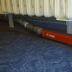 Wer wartet schon auf den Bus wenn er die Eisenbahn im Zimmer hat