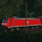 Etwas Rotes im ewigen grün