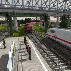 ICE 1 und Br 112 mit Dostos