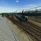 Rangierende Loks und abgestellte Fahrzeuge