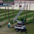 Es wird Zeit, die Rankdrähte für den Hopfen an zu bringen