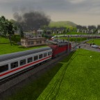 Doppelbahnübergang mit Zügen