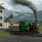 Feldbahn und LKW fahren im Industriegelände "Werkzeugfabrik"