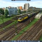 NS Nostalgia: 1300 freight train driving through Den Helder Station