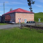 Kleine Fabrik mit Bahnanschluss