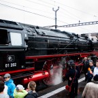 01 202 in Vevey mit Re 4/4 II als ETCS Vorspannlokomotive