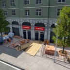 Working in the city. // Arbeiten in der Stadt