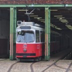 E2 4045