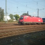 Güterzug der ÖBB bei der Durchfahrt in Hanau Hbf