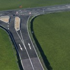 Gestaltung der ersten Auf-  und Abfahrt zur Autobahn III