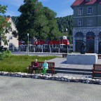 Bahndenkmal und Hotel am Ortsplatz Zugelhausens
